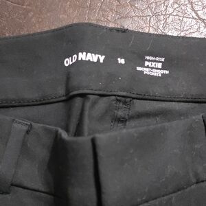 Old Navy Black High-Rise Pixie Trousers